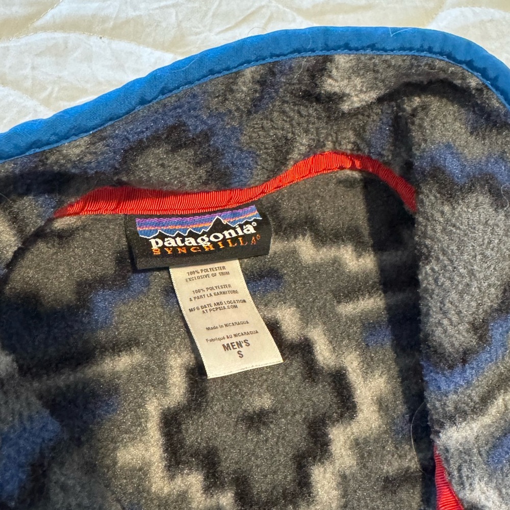 Patagonia Geometric Aztec Patterned Pullover - Picture 4 of 12